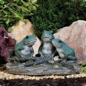Frogs on a Log-800x800